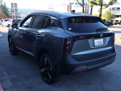 New 2026 Nissan Kicks SR image 6