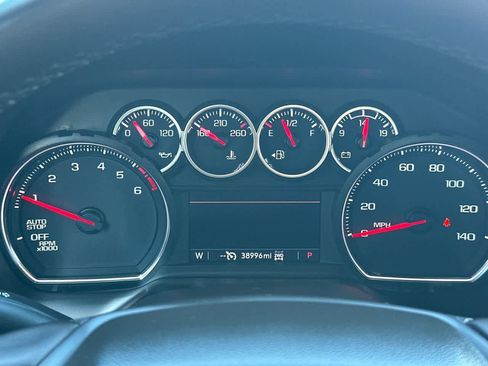 Used 2023 Chevrolet Suburban LS w/ Driver Alert Package image 37