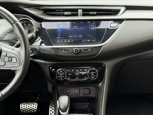 Used 2023 Buick Encore GX Select w/ Sport Touring Package FWD image 14