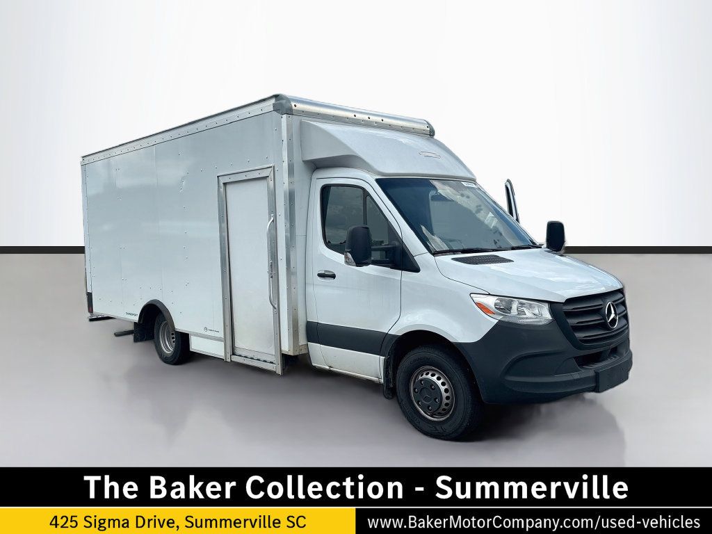 Used 2025 Mercedes-Benz Sprinter 3500 image 1