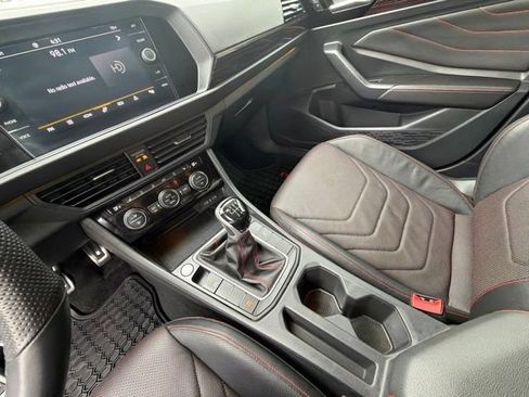 Used 2024 Volkswagen Jetta GLI Autobahn FWD image 23