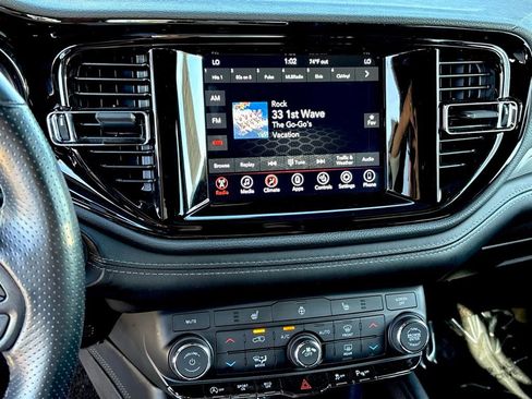 Used 2021 Dodge Durango GT image 18