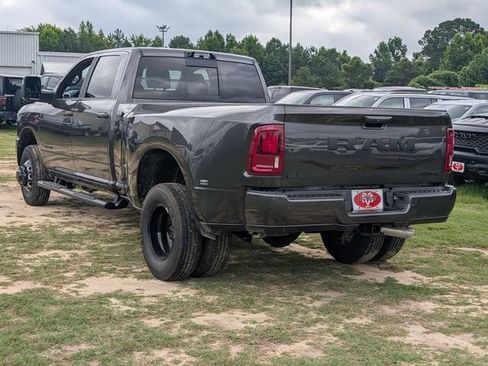New 2026 RAM 3500 Laramie w/ Night Edition AWD/4WD image 5