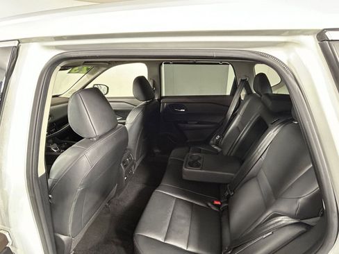 Certified 2023 Nissan Rogue SL w/ SL Premium Package image 24