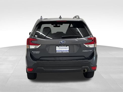 Used 2020 Subaru Forester Limited w/ Popular Package #3 AWD/4WD image 5