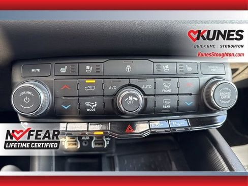Used 2025 Dodge Durango R/T AWD/4WD image 28