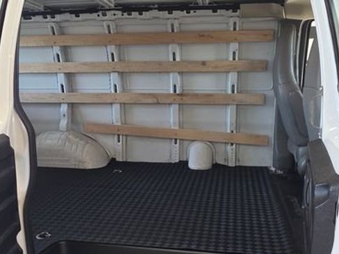 Used 2022 Chevrolet Express 2500 w/ Driver Convenience Package image 26