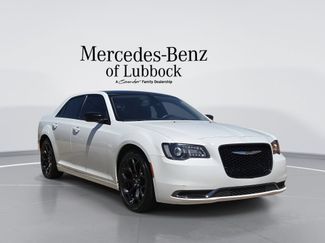 Used 2019 Chrysler 300 Touring w/ Sport Appearance Package RWD video 1