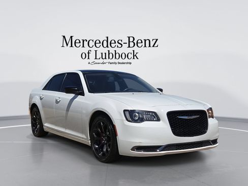 Used 2019 Chrysler 300 Touring w/ Sport Appearance Package RWD image 1