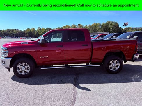 Used 2026 RAM 2500 Big Horn AWD/4WD image 8