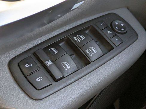 Certified 2022 RAM 1500 Big Horn image 19