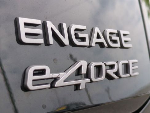 New 2024 Nissan Ariya AWD image 32