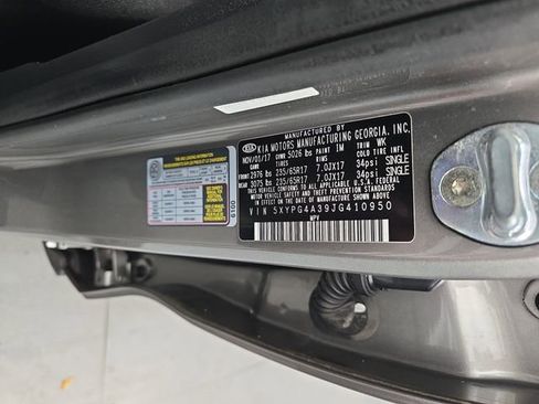 Used 2018 Kia Sorento LX FWD image 53