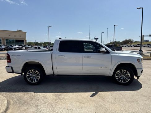 Used 2021 RAM 1500 Laramie w/ Sport Appearance Package AWD/4WD image 17