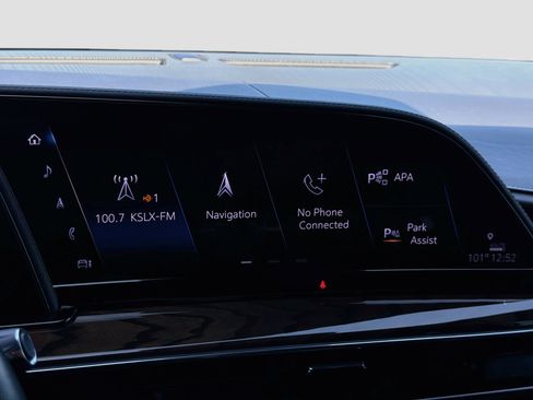 Certified 2023 Cadillac Escalade Sport Platinum w/ LPO, ONYX Package AWD/4WD image 15