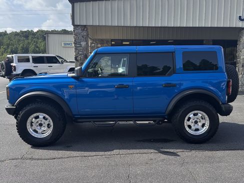 Certified 2025 Ford Bronco Badlands w/ Sasquatch Package AWD/4WD image 1