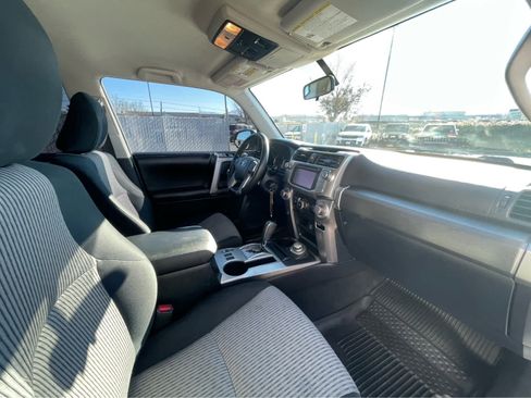 Used 2014 Toyota 4Runner SR5 image 24