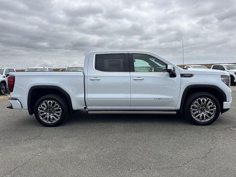 New 2026 GMC Sierra 1500 Denali Ultimate AWD/4WD image 3