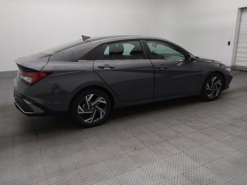 Used 2025 Hyundai Elantra SEL image 10