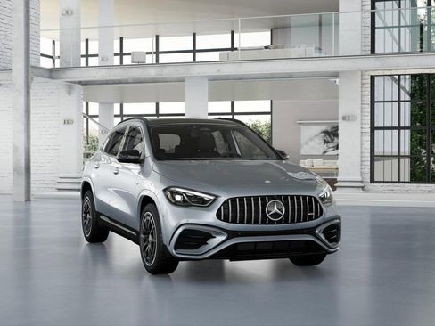 New 2026 Mercedes-Benz GLA 35 AMG 4MATIC image 9