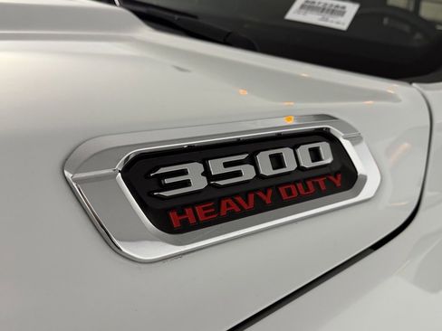 Used 2024 RAM 3500 Limited w/ Safety Group image 12