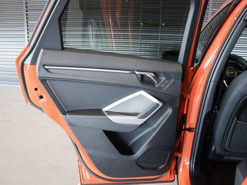 New 2025 Audi Q3 2.0T Premium image 29