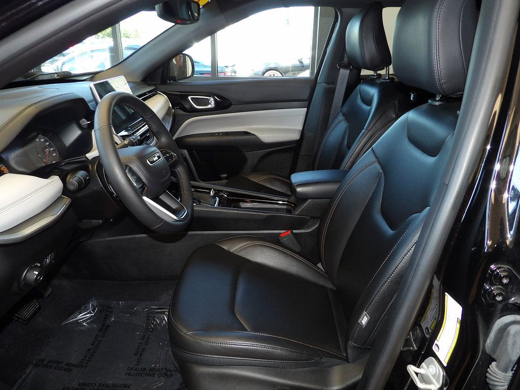 Used 2024 Jeep Compass Limited AWD/4WD image 25