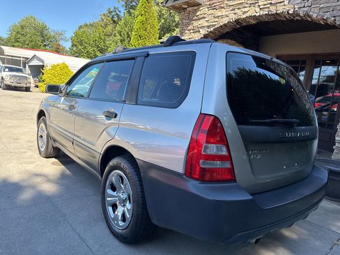 Used 2005 Subaru Forester 2.5X image 4