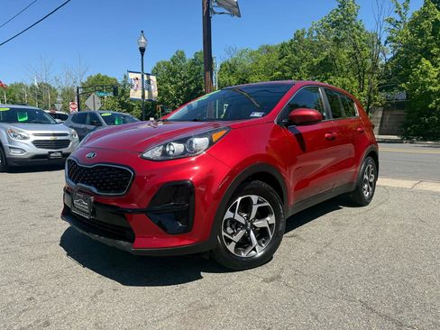 Used 2020 Kia Sportage LX FWD image 3