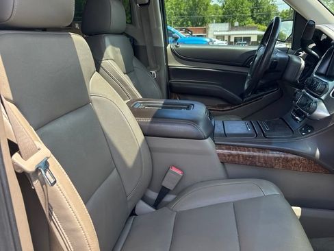 Used 2016 Chevrolet Tahoe LTZ AWD/4WD image 4