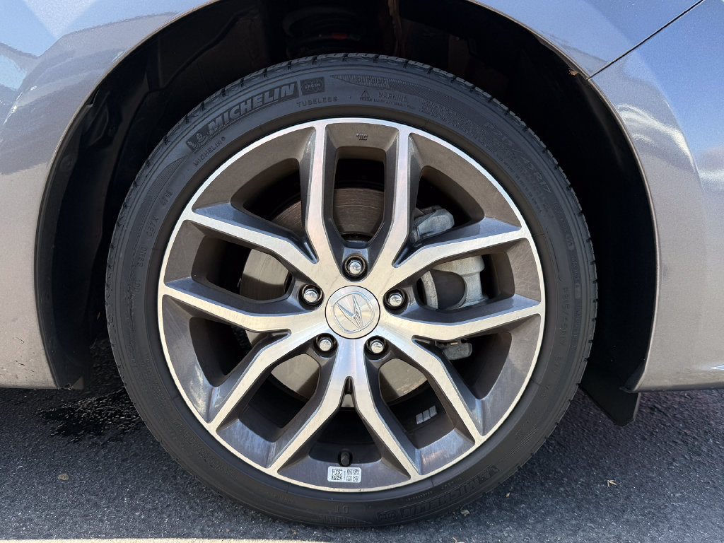 Used 2019 Acura ILX w/ Premium Package FWD image 13