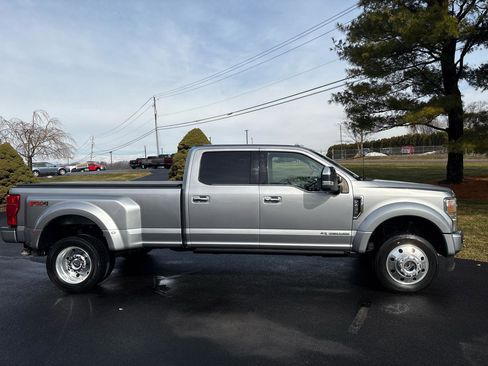 Used 2020 Ford F450 Platinum w/ FX4 Off-Road Package image 5