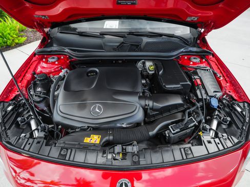 Used 2019 Mercedes-Benz GLA 250 image 41