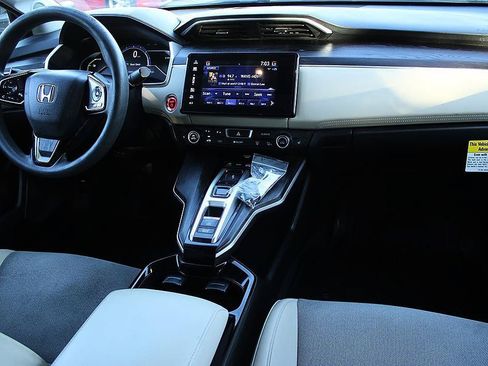 Used 2019 Honda Clarity Plug-In Hybrid image 16