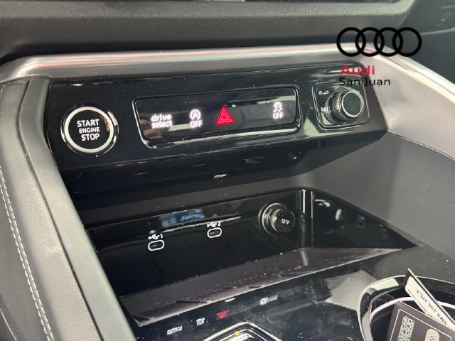 Used 2025 Audi Q5 Premium w/ Convenience Package AWD/4WD image 18