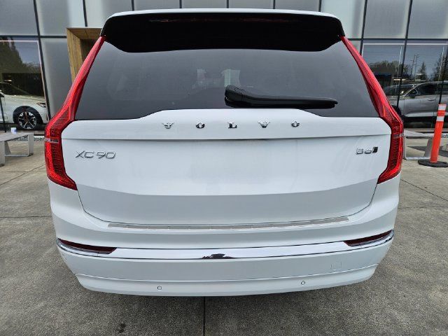 Used 2025 Volvo XC90 B6 Ultra w/ Protection Package Premier AWD/4WD image 6