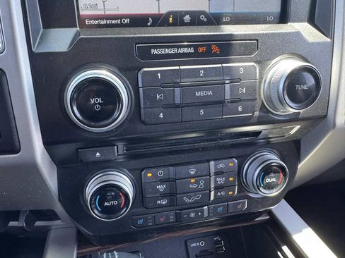 Used 2015 Ford F150 Lariat w/ Equipment Group 502A Luxury image 36