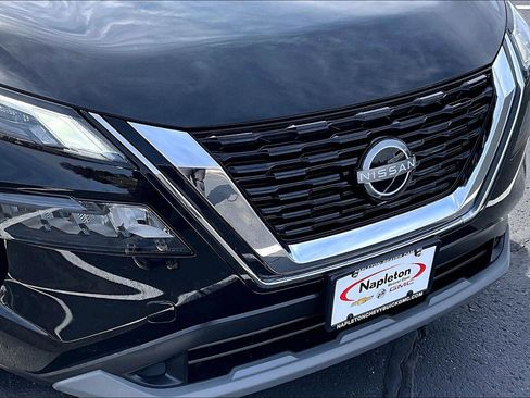 Used 2023 Nissan Rogue S image 28