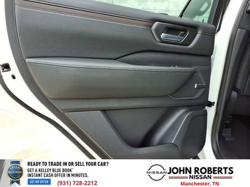New 2026 Nissan Armada SL w/ Captain's Chari Seat Package RWD image 11