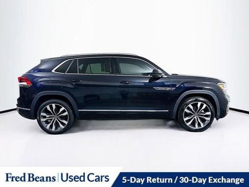 Used 2023 Volkswagen Atlas Cross Sport SEL Premium R-Line AWD/4WD image 9