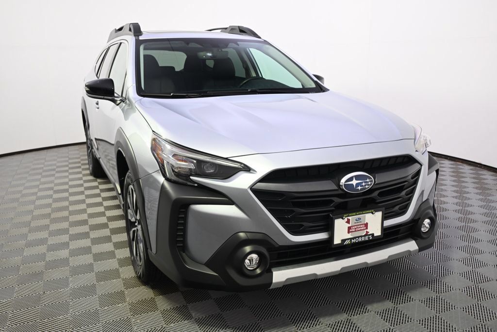Used 2025 Subaru Outback Limited w/ Tech Package 3 AWD/4WD image 9
