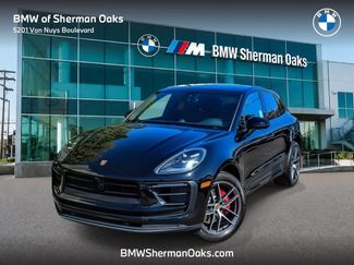 Used 2024 Porsche Macan S AWD/4WD video 1