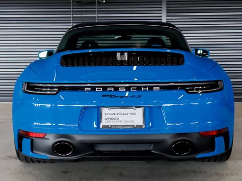 Certified 2022 Porsche 911 Targa 4S AWD/4WD image 9