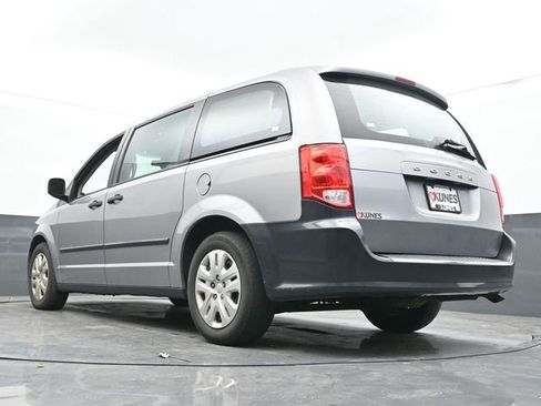 Used 2016 Dodge Grand Caravan American Value Package image 25