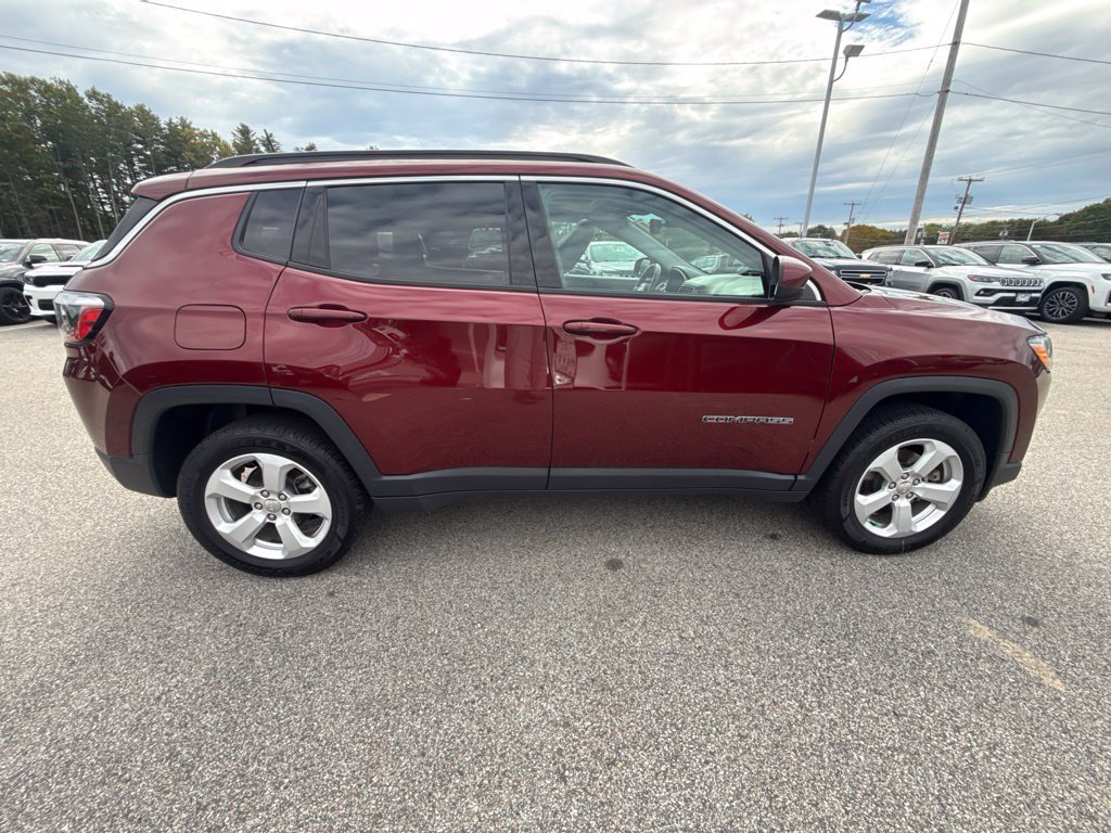 Certified 2021 Jeep Compass Latitude w/ Sun and Sound Group AWD/4WD image 6