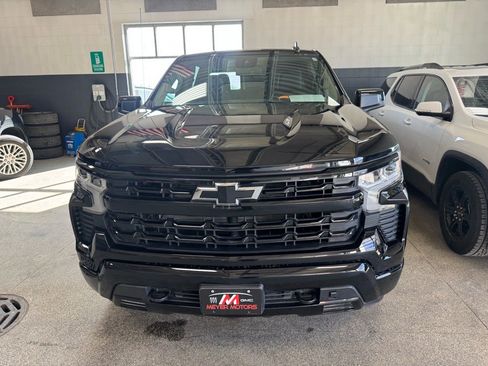 Used 2023 Chevrolet Silverado 1500 RST w/ Convenience Package II image 2