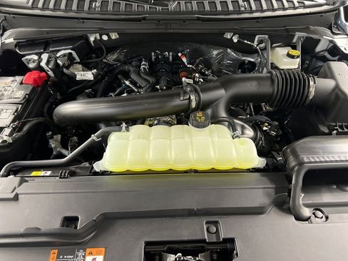 Used 2025 Lincoln Navigator Reserve image 48