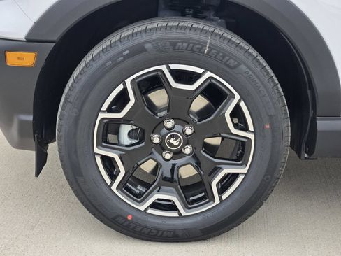 New 2026 Ford Bronco Sport Outer Banks AWD/4WD image 14