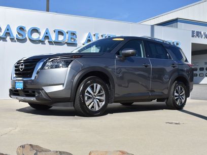 Used 2025 Nissan Pathfinder SL