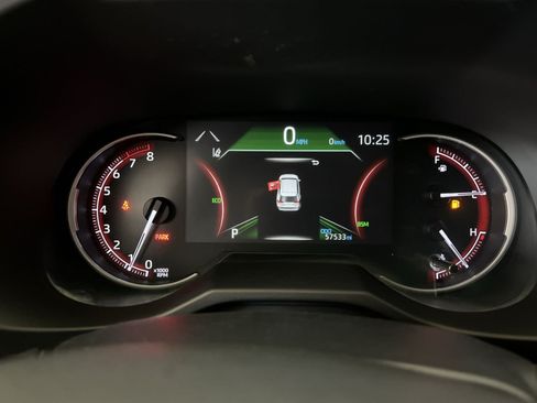 Used 2024 Toyota RAV4 XLE FWD image 16